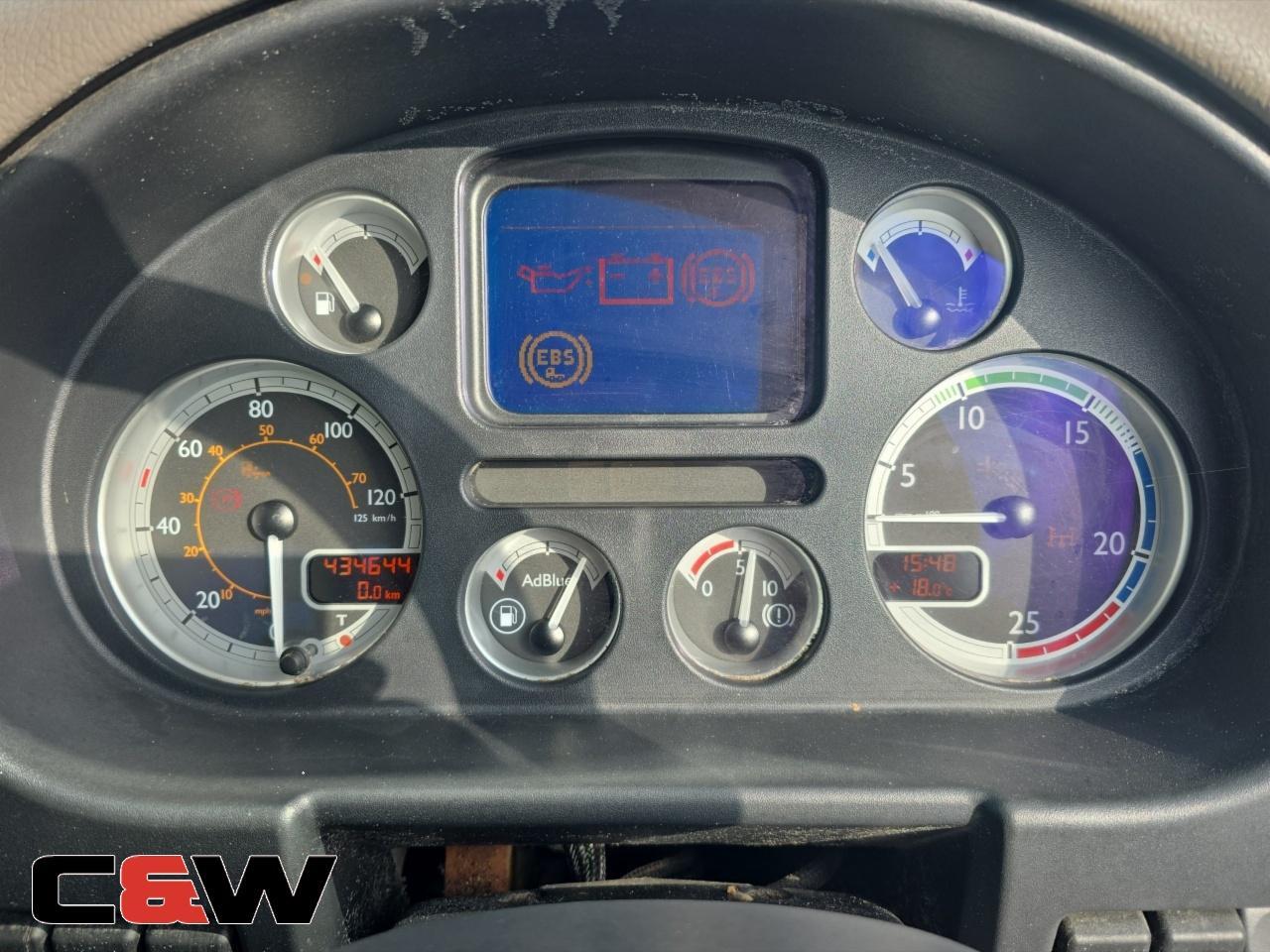 Vehicle image 23